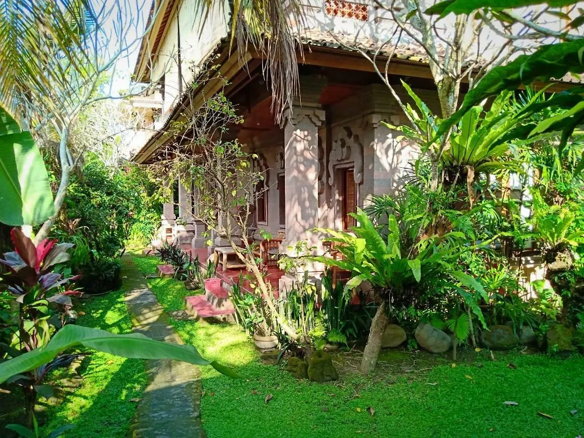 Hostal Uma Kutuh Bungalow Ubud Indonesia